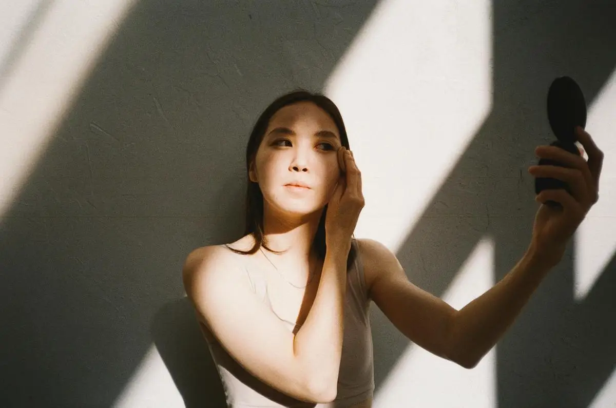 4 Tren Makeup Viral 2025, Ada yang Pernah Kamu Coba?